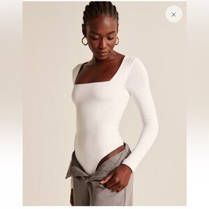 NEW Abercrombie & Fitch Long-Sleeve Seamless Fabric Squareneck Bodysuit White XL